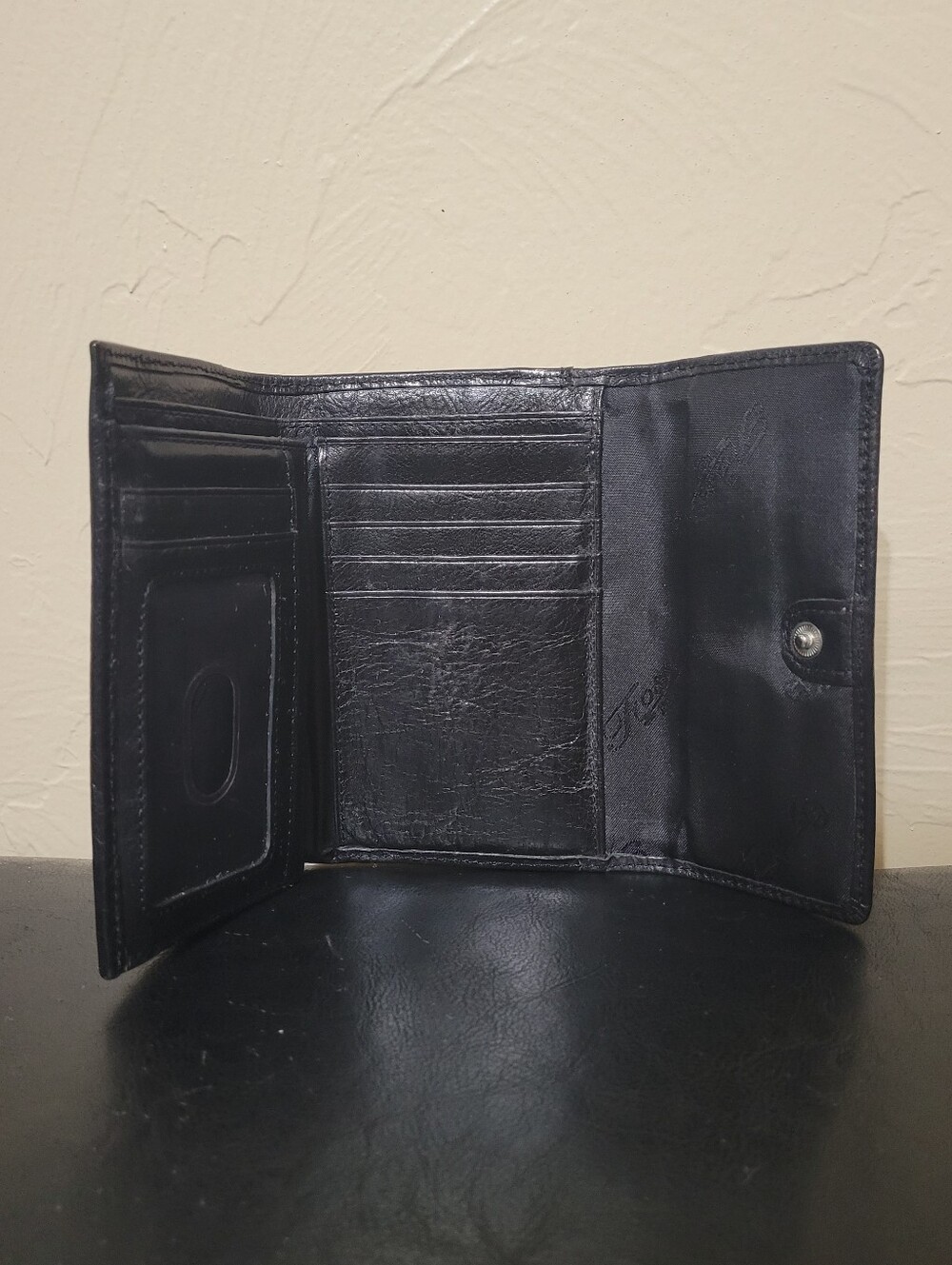 Fossil trifold leather wallet - Picture 2 of 5